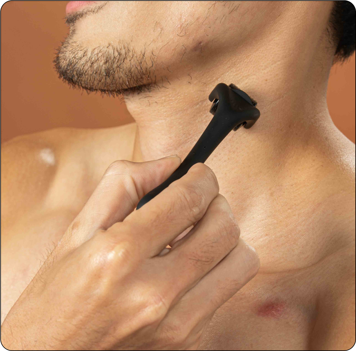 Beard Roller how to use.png__PID:990725ac-0d3b-4507-90db-c2a5599f5f56